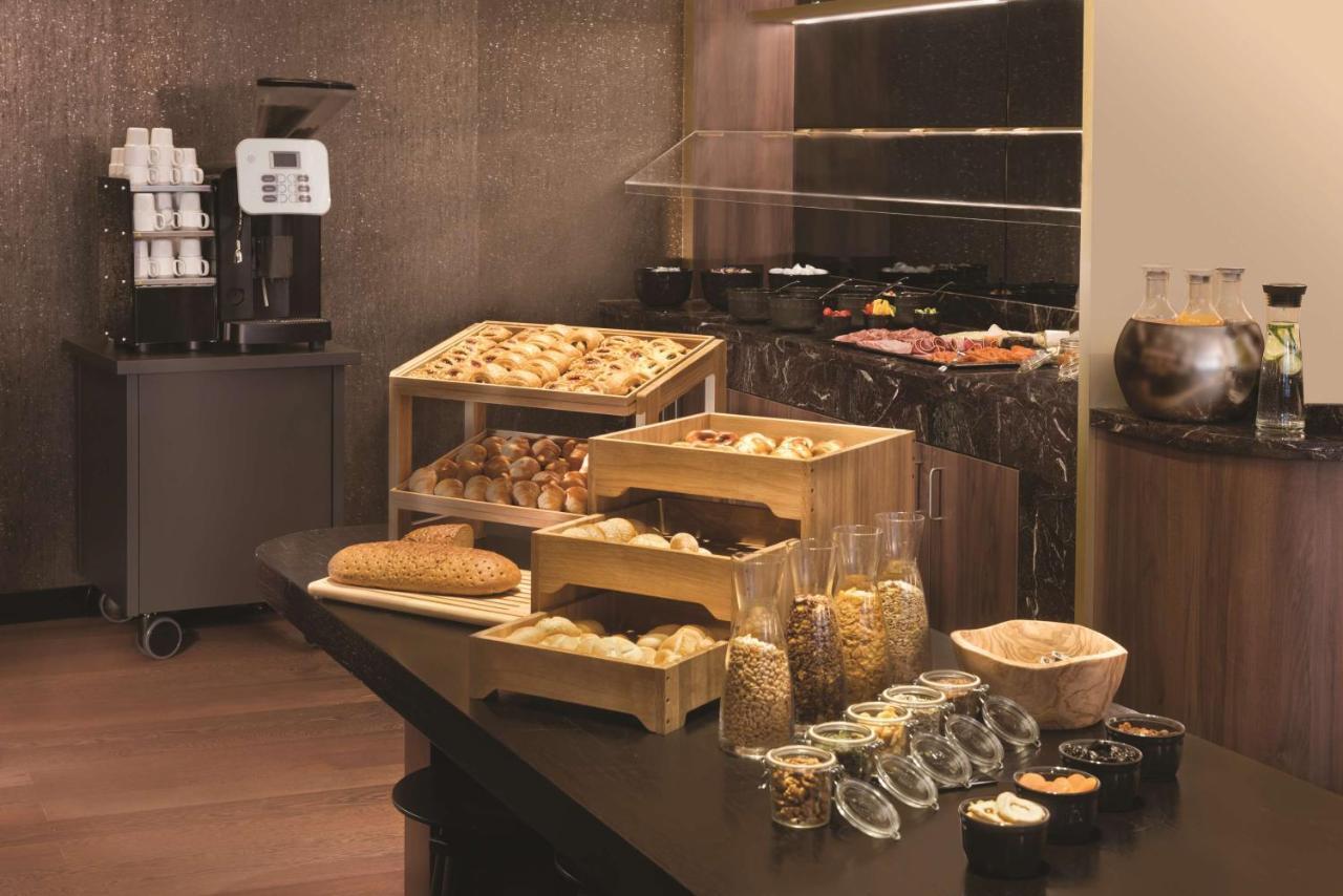Adina Apartment Hotel Nuremberg Ngoại thất bức ảnh