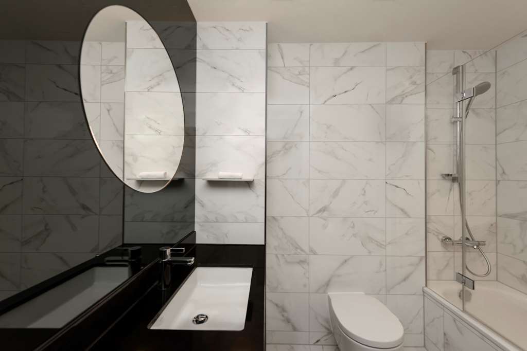 Adina Apartment Hotel Nuremberg Phòng bức ảnh
